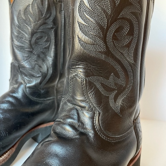 SOLD - Picture 3 of 10